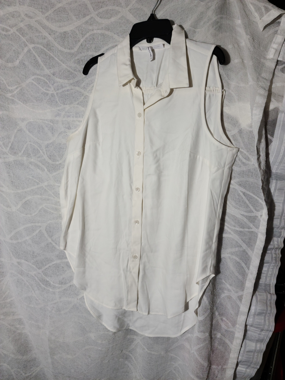 BCBGeneration Sleeveless Button-Up Cream Blouse